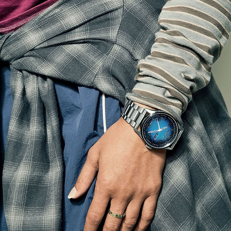 Nixon Sentry Stainless Steel Watch - Fisheye/Silver/Polar Blue