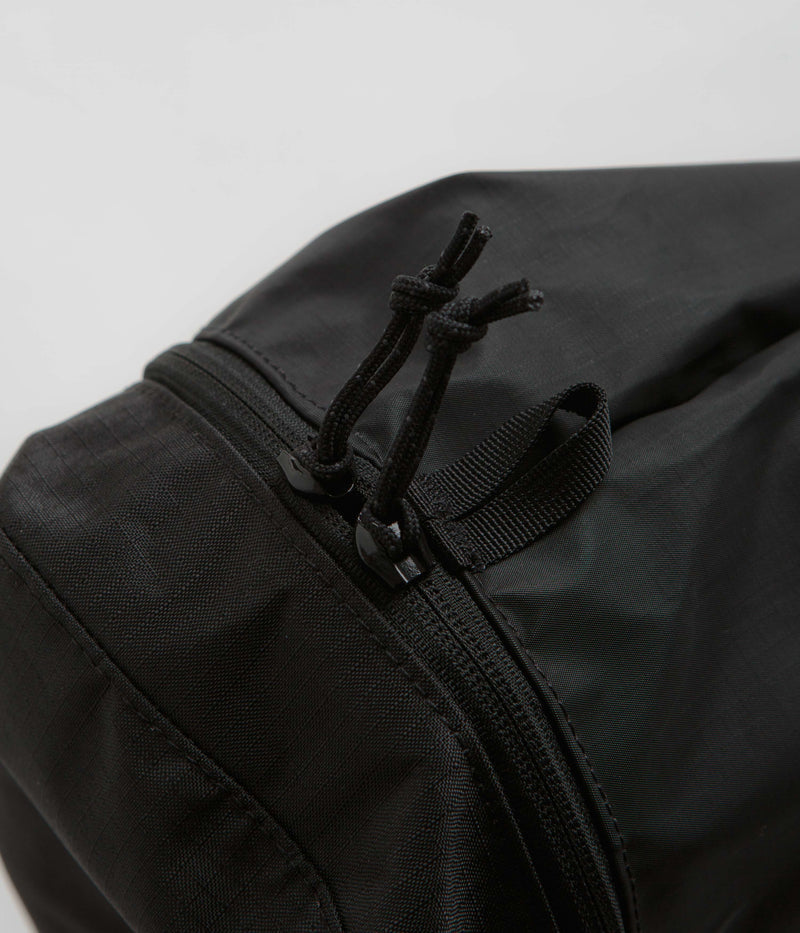 Patagonia Black Hole MLC Cube 12L in Black