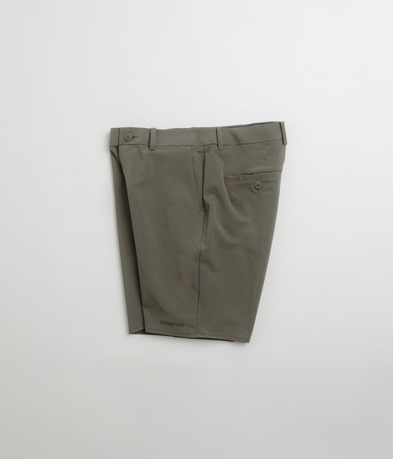 Patagonia Hydropeak Hybrid Walk 18" Shorts in Basin Green