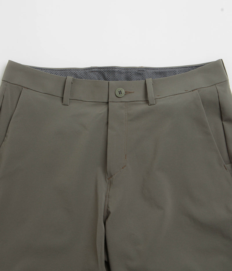 Patagonia Hydropeak Hybrid Walk 18" Shorts in Basin Green