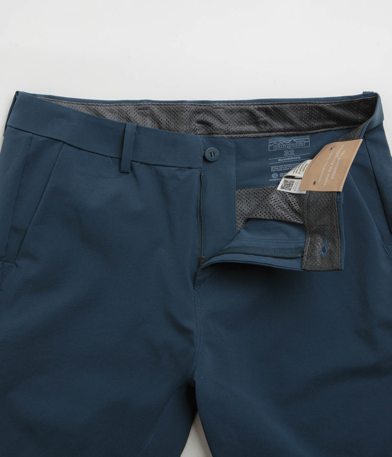 Patagonia Hydropeak Hybrid Walk 18" Shorts in Tidepool Blue