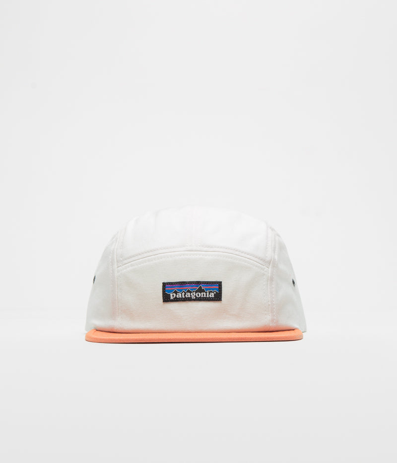 Patagonia Maclure Cap in P6 Label: Birch White and Rock Melon