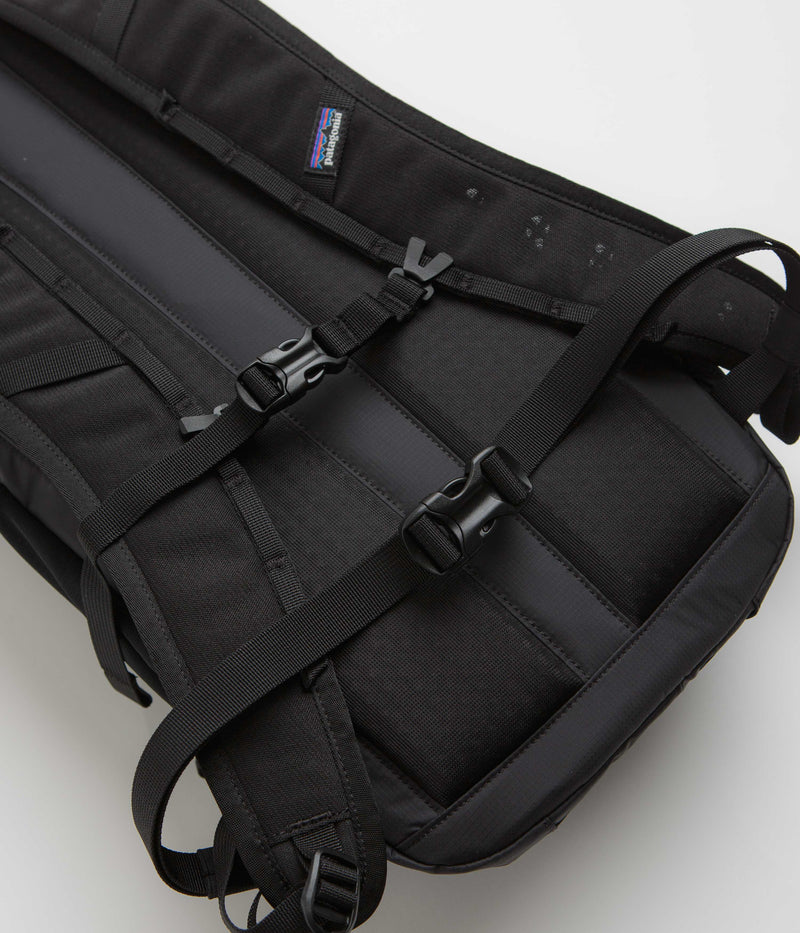 Patagonia Terravia 14L Pack in Black